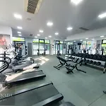 Sunfest Pool & Mamaia Nord شقة Năvodari