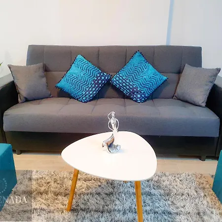 Apartamento Sunfest Pool & Mamaia Nord 3*