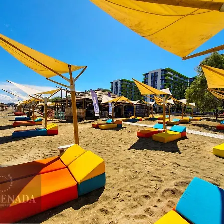 Sunfest Pool & Mamaia Nord Apartamento